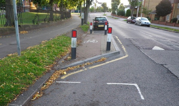 5m cycle path without dropped kerps